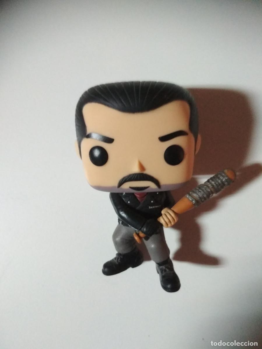 Juguetes antiguos y juegos de colecci&oacute;n: WALKING DEAD - NEGAN - Figura funko