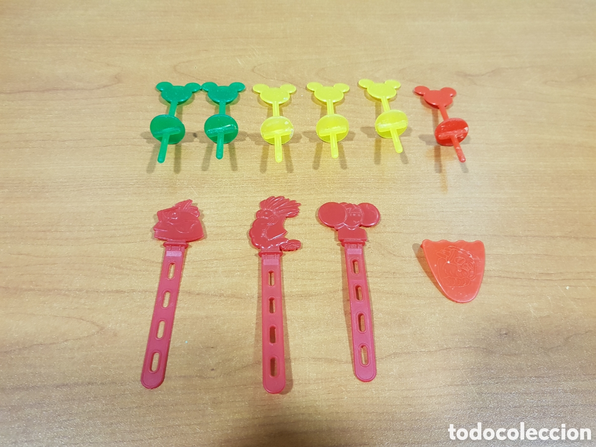 Juguetes antiguos y Juegos de colecci&oacute;n: PALOS HELADO LOS KAO KAO DE COLA CAO + PALOS DE PARAGUAS DE CHOCOLATE O HELADO DISNEY MICKEY