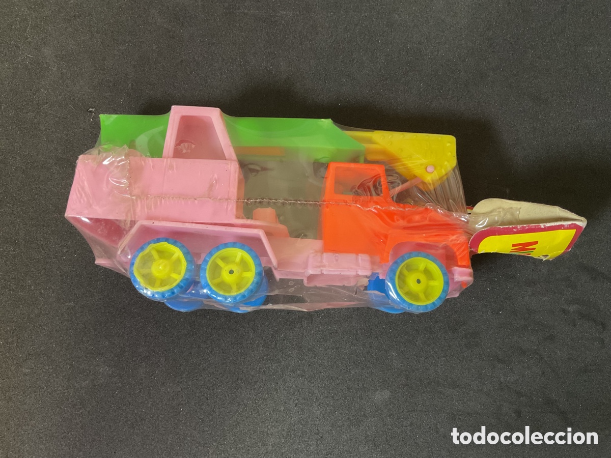 Juguetes antiguos y Juegos de colecci&oacute;n: Antiguo Cami&oacute;n Frigorifico Fabricado en Pl&aacute;stico. Marca Microplastik. Made in Spain