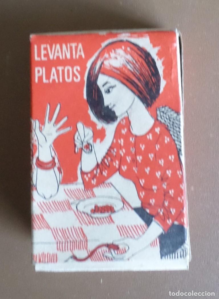 Jouets Anciens et Jeux de collection: Levanta platos &ndash; articulo de broma - La pera seca por los a&ntilde;os
