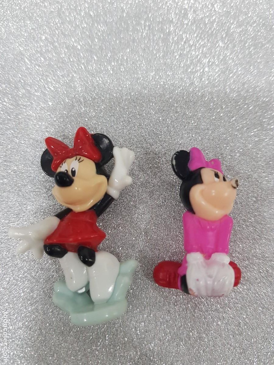 Juguetes antiguos y juegos de colecci&oacute;n: dos figuras peque&ntilde;as mickey mouse