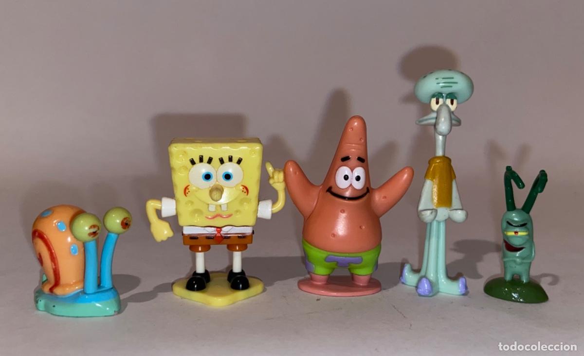 Juguetes antiguos y Juegos de colecci&oacute;n: LOTE DE 4 FIGURAS BOB ESPONJA - VIACOM
