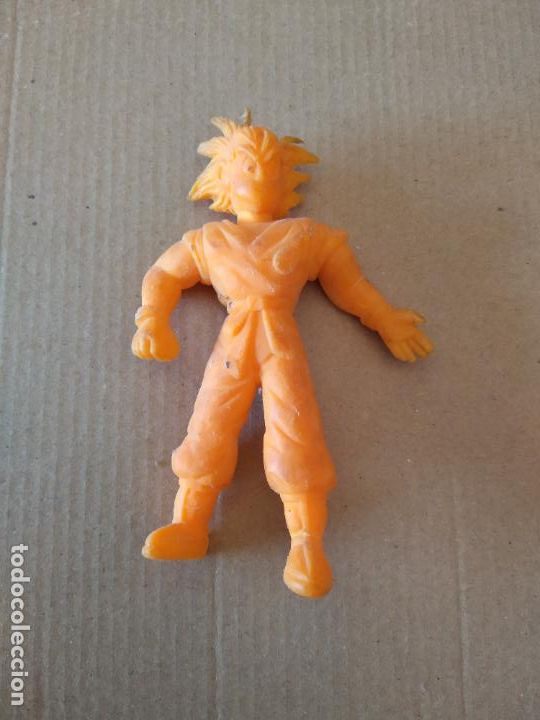 Juguetes antiguos y Juegos de colecci&oacute;n: MU&Ntilde;ECO JUGUETE DRAGON BALL BOLA DE DRAG&Oacute;N SON GOKU MIDE 11CM X 7CM