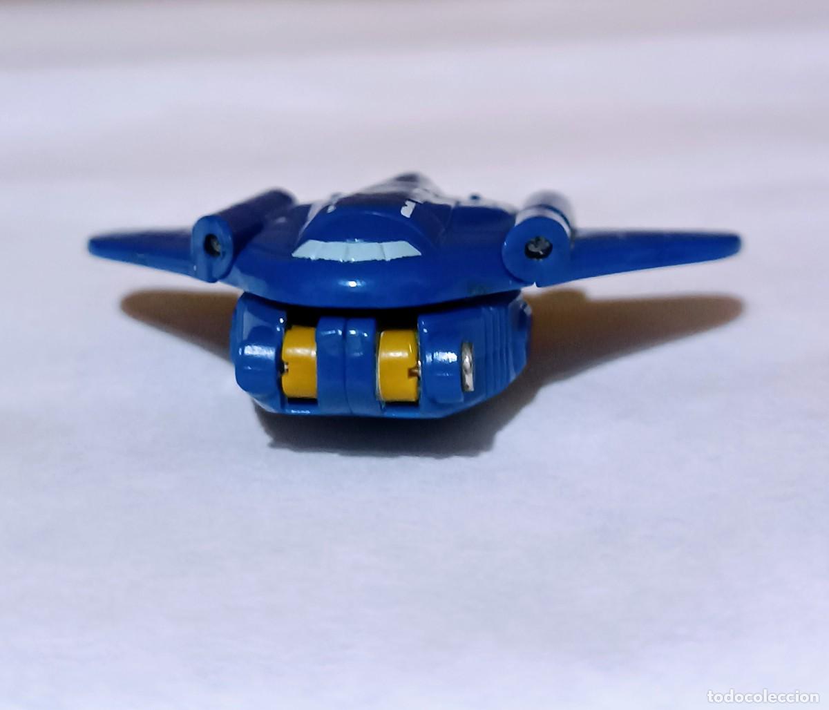 Juguetes antiguos y juegos de colecci&oacute;n: Mini transforme, azul - Foto 3