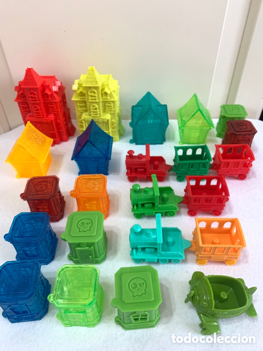 Altes Spielzeug und Spiele: Lote de casas Zomlings