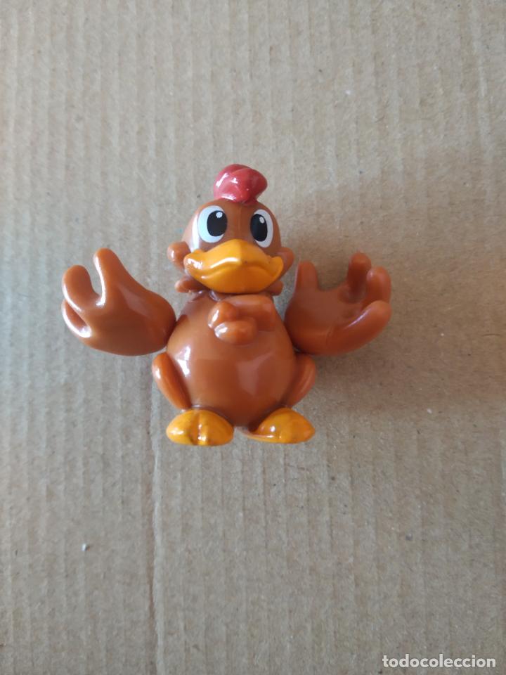 Jouets Anciens et Jeux de collection: MU&Ntilde;ECO DE PL&Aacute;STICO DE JUGUETE ANIMAL GALLINA MIDE APROXIMADAMENTE 4,2CM X 5,2CM
