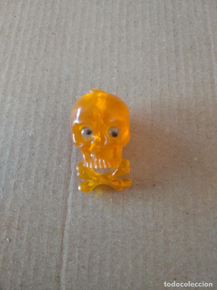 Juguetes antiguos y Juegos de colecci&oacute;n: FIGURA DE JUGUETE CALAVERA MIDE APROXIMADAMENTE 3,5CM X 2CM