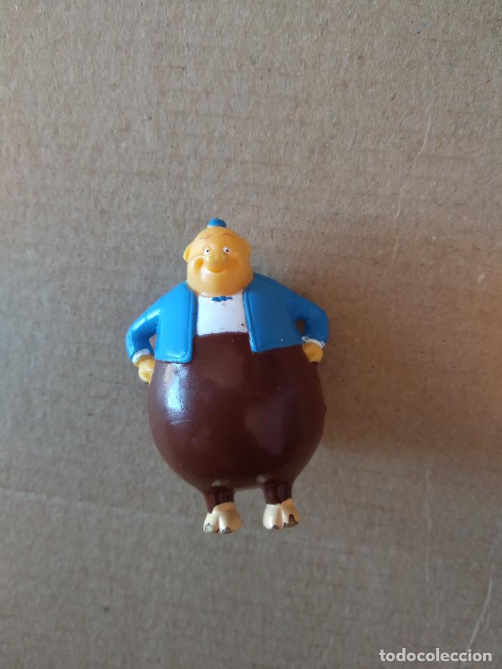 Juguetes antiguos y juegos de colecci&oacute;n: FIGURA DE JUGUETE MU&Ntilde;ECO DISNEY MIDE APROXIMADAMENTE 5,2CM X 4CM