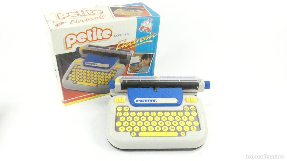 Antique Toys and Collectible Games: MAQUINA DE ESCRIBIR JUGUETE PETITE ELECTRA A&Ntilde;O 1990 TOY TYPEWRITER