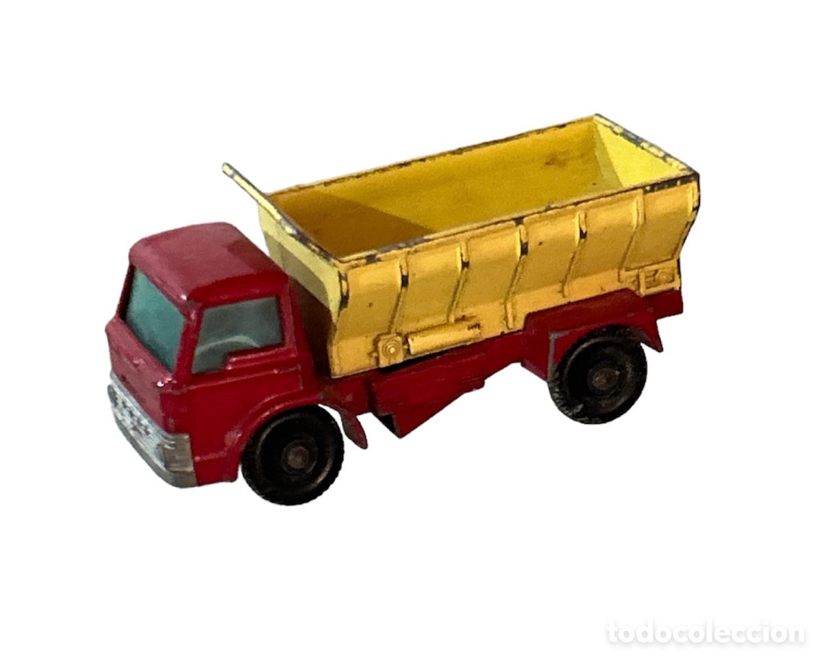Juguetes antiguos y Juegos de colecci&oacute;n: Coche camion spreading truck matchbox made in england by lesney