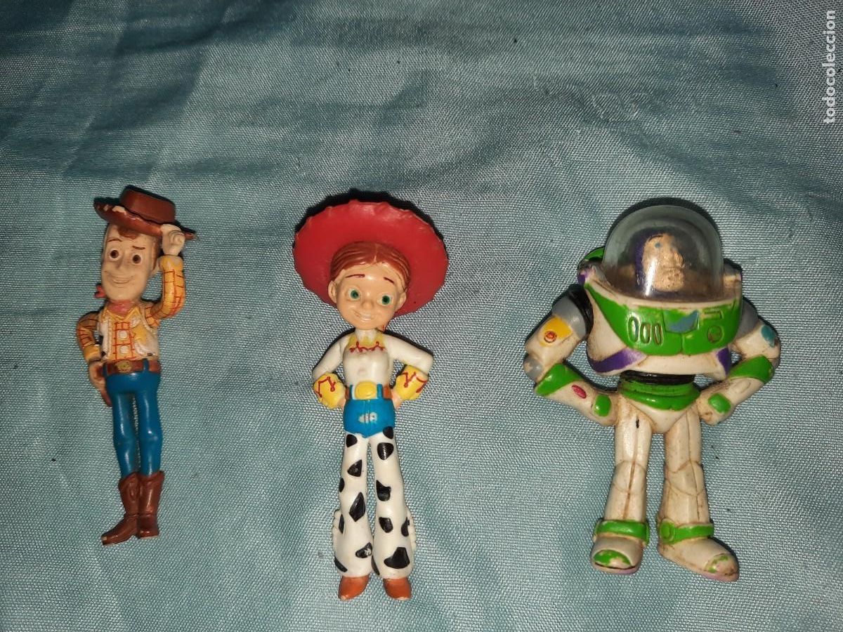 Juguetes antiguos y juegos de colecci&oacute;n: 3 antiguo mu&ntilde;eco goma dura de toy story,woody,buzz lightyear y jessie.tama&ntilde;o 6 ctms