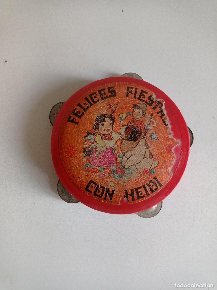 Juguetes antiguos y Juegos de colecci&oacute;n: Antigua pandereta infantil Felices fiestas con Heidi