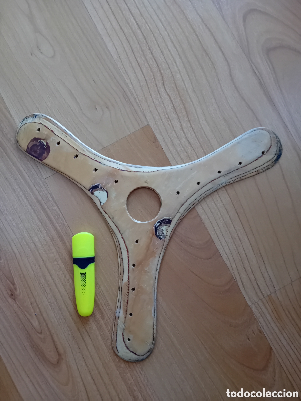 Juguetes antiguos y Juegos de colecci&oacute;n: BOOMERANG DE MADERA ZE DOS VENTOS. BRASIL. BUMERAN