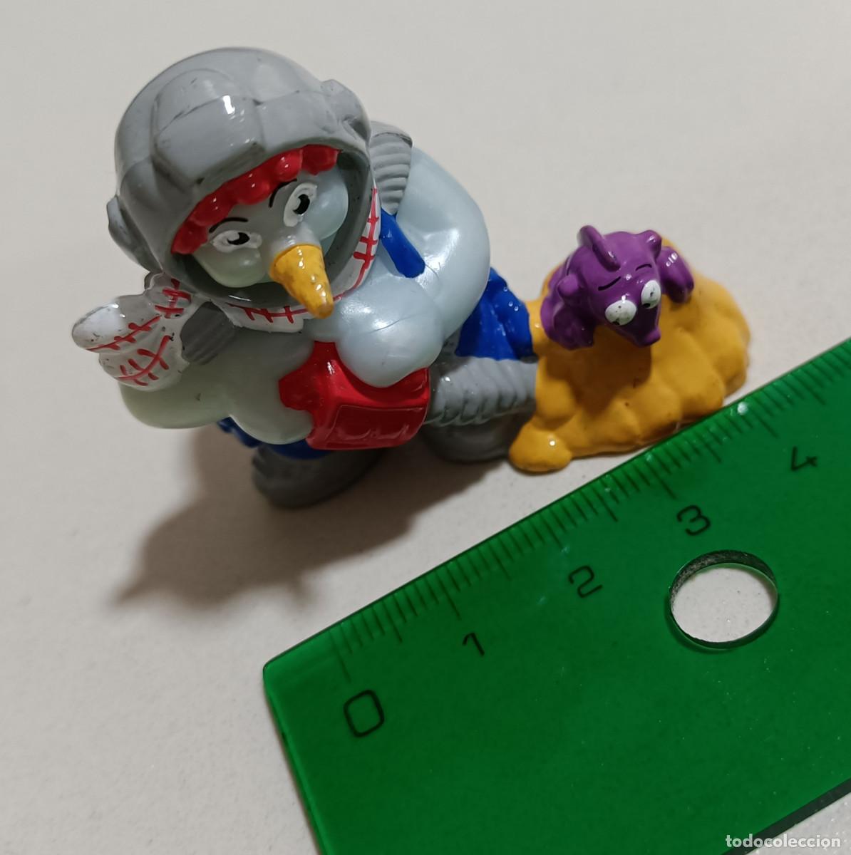 Juguetes antiguos y Juegos de colecci&oacute;n: FIGURA promocional mu&ntilde;eco nieve astronauta espacio alien helados eismann eisman miniatura figurita