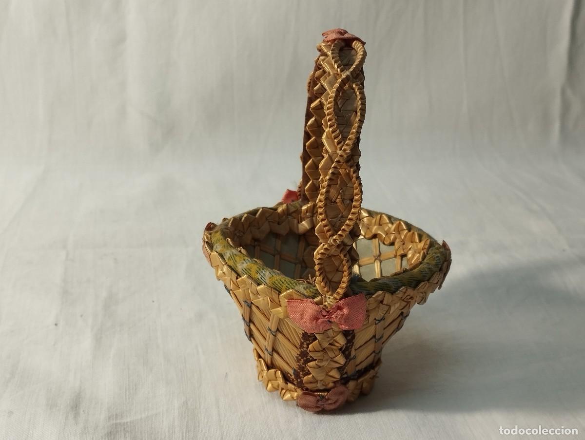 Juguetes antiguos y juegos de colecci&oacute;n: CESTA DE MIMBRE MINI - Foto 2