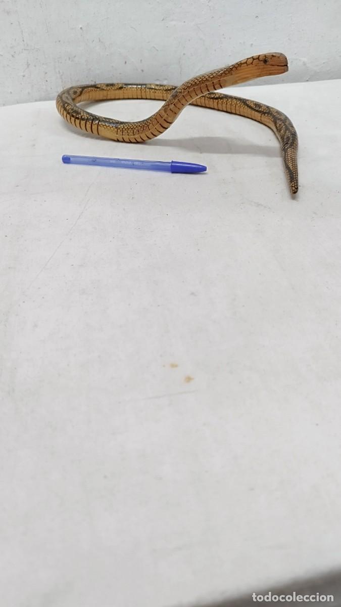 Jouets Anciens et Jeux de collection: Antigua serpiente cobra de juguete,en madera y articulada