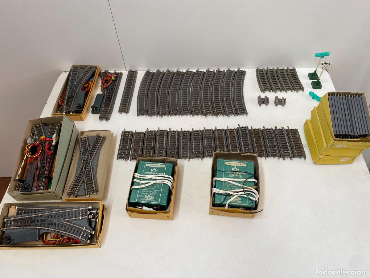 Juguetes antiguos y juegos de colecci&oacute;n: VIAS DE TREN Y COMPLEMENTOS PARA MAQUETA ESCALA Ho