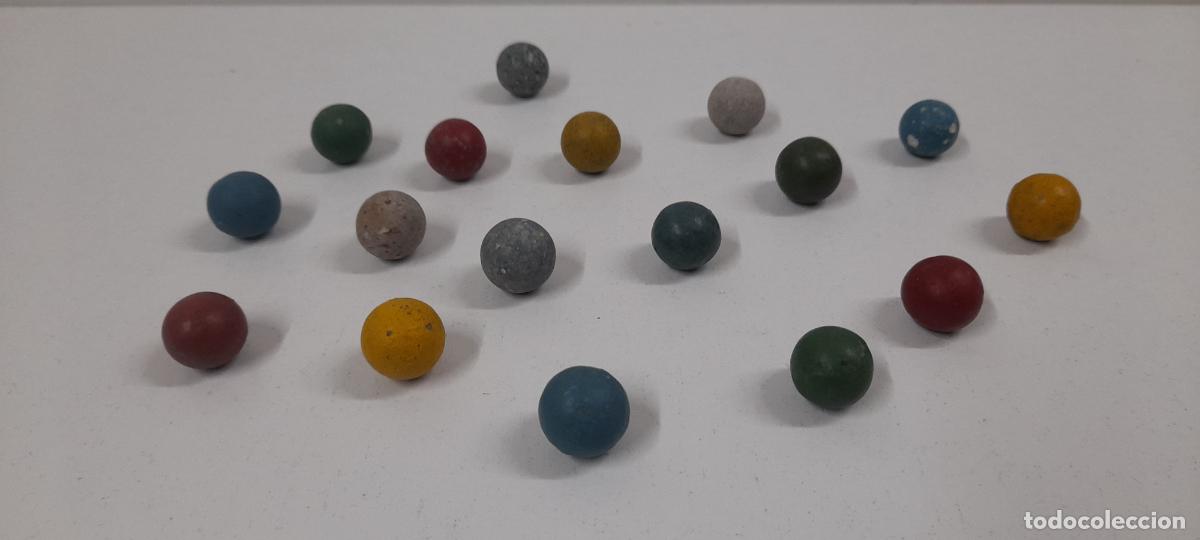 Juguetes antiguos y Juegos de colecci&oacute;n: CANICAS ANTIGUAS . 17 UNIDADES . REALIZADAS EN BARRO COCIDO