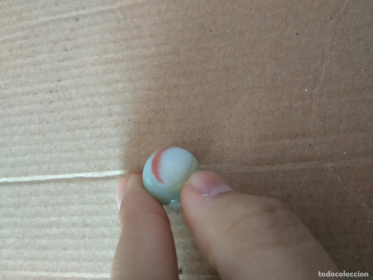Juguetes antiguos y Juegos de colecci&oacute;n: CANICA BOLA DE JUGUETE COLOR ROJO AMARILLO AZUL