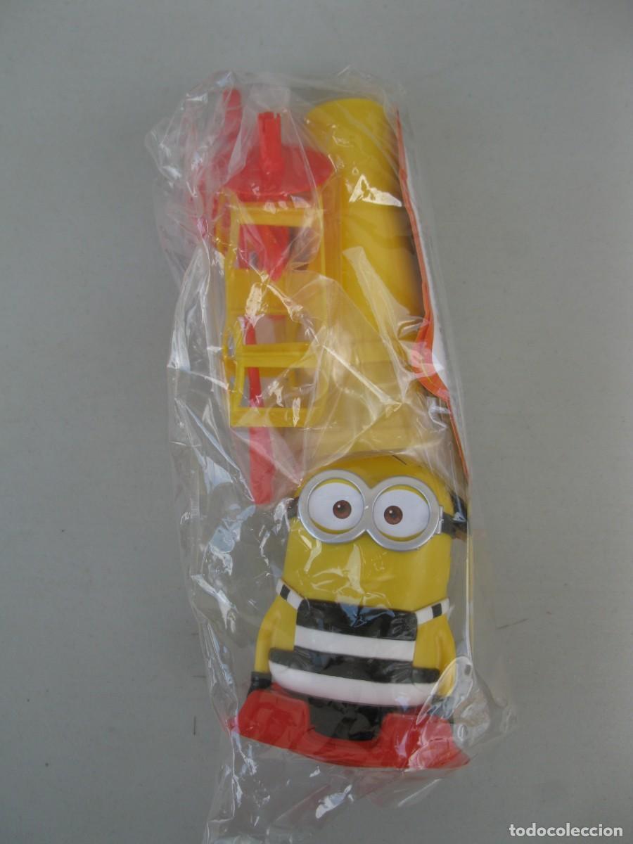 Juguetes antiguos y Juegos de colecci&oacute;n: HELADERA BATIMINIONS - LOS MINIONS - COLACAO - NUEVA - COLA CAO.
