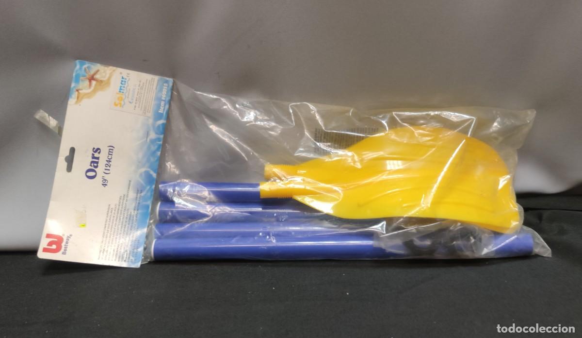Juguetes antiguos y Juegos de colecci&oacute;n: Remos para barca hinchable de 124 cm- Articulo nuevo
