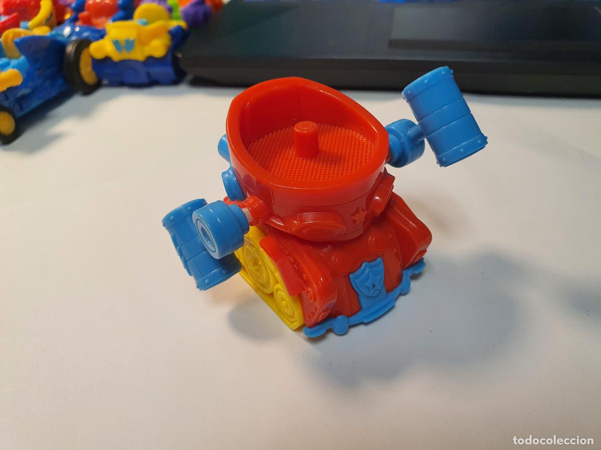 Juguetes antiguos y Juegos de colecci&oacute;n: VEHICULO COCHE SUPERZINGS - Magicbox 2020 - SUPERZING -