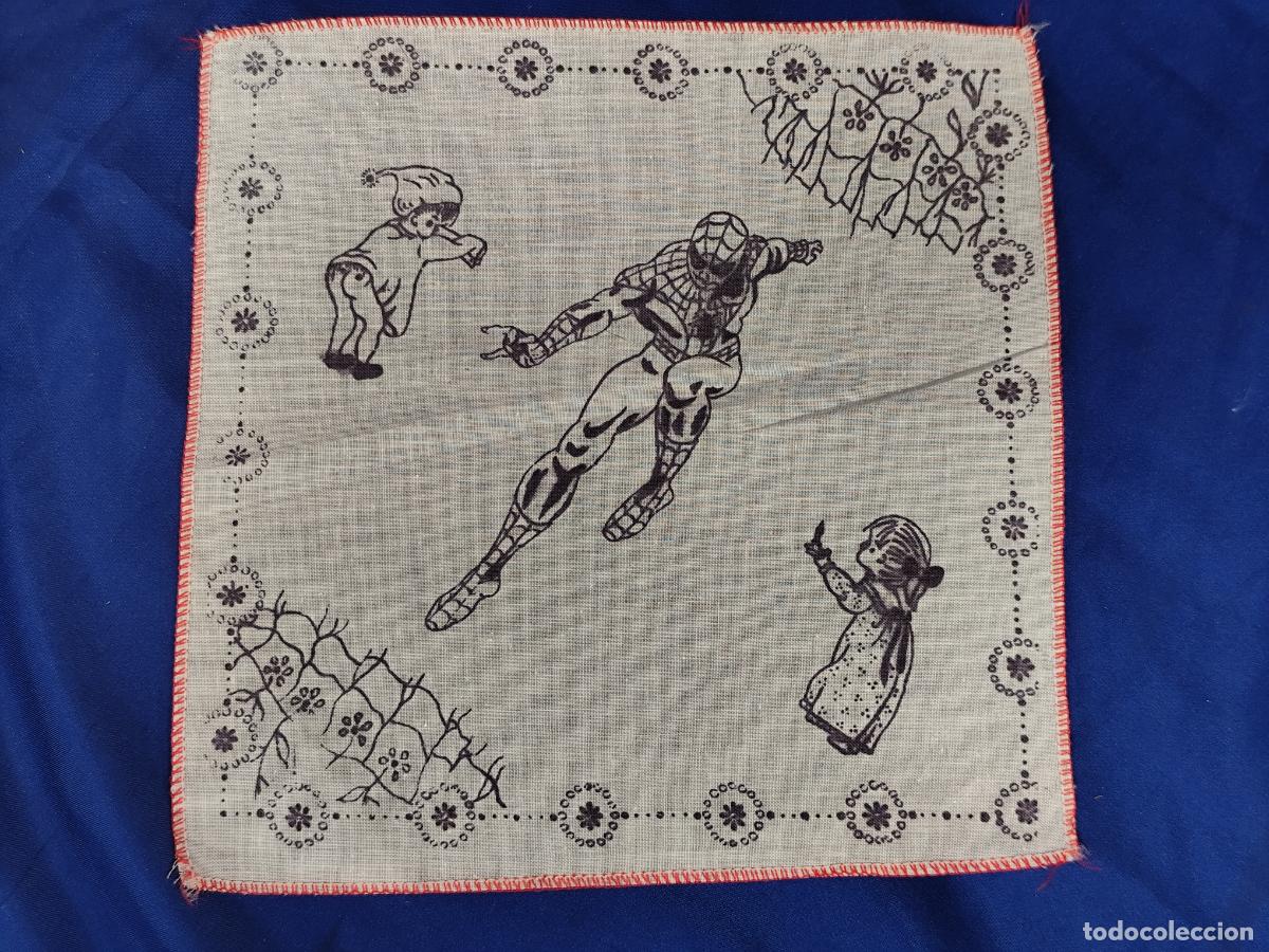Juguetes antiguos y juegos de colecci&oacute;n: pa&ntilde;uelo SPIDERMAN A&Ntilde;OS 80