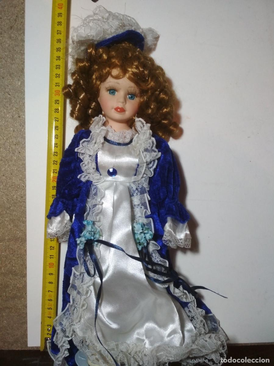 Juguetes antiguos y juegos de colecci&oacute;n: Mu&ntilde;eca retro de porcelana