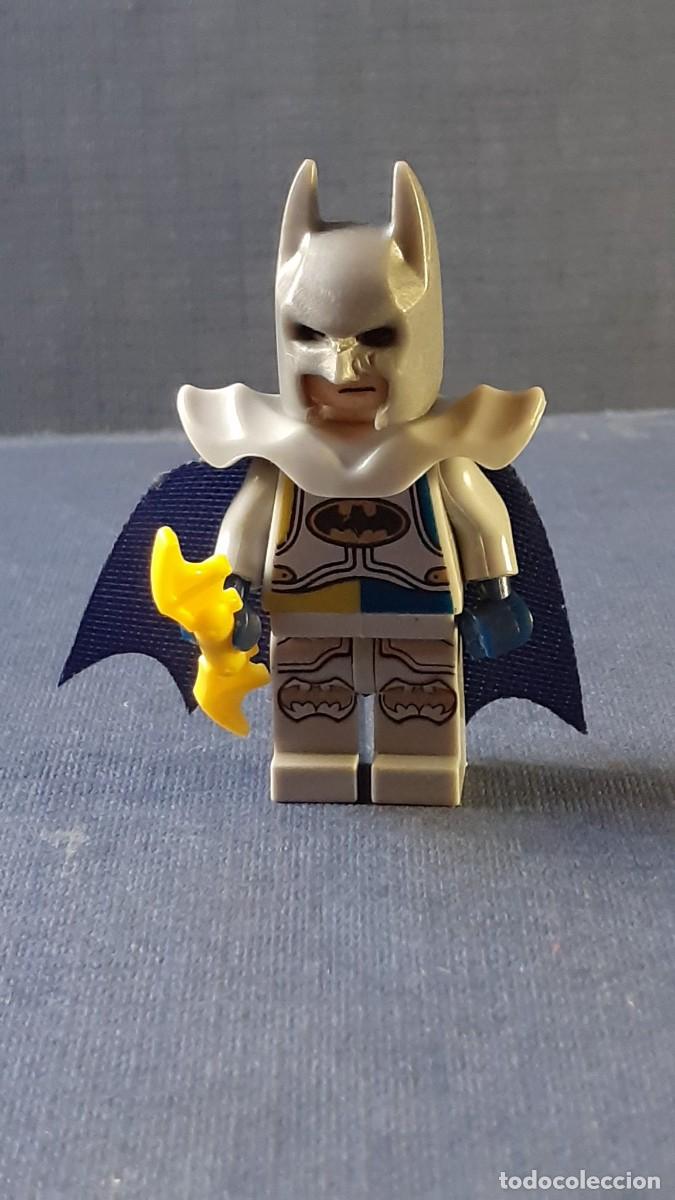 Juguetes antiguos y juegos de colecci&oacute;n: Excalibur Batman (Figura Compatible con Sets de Bloques de Construccion)