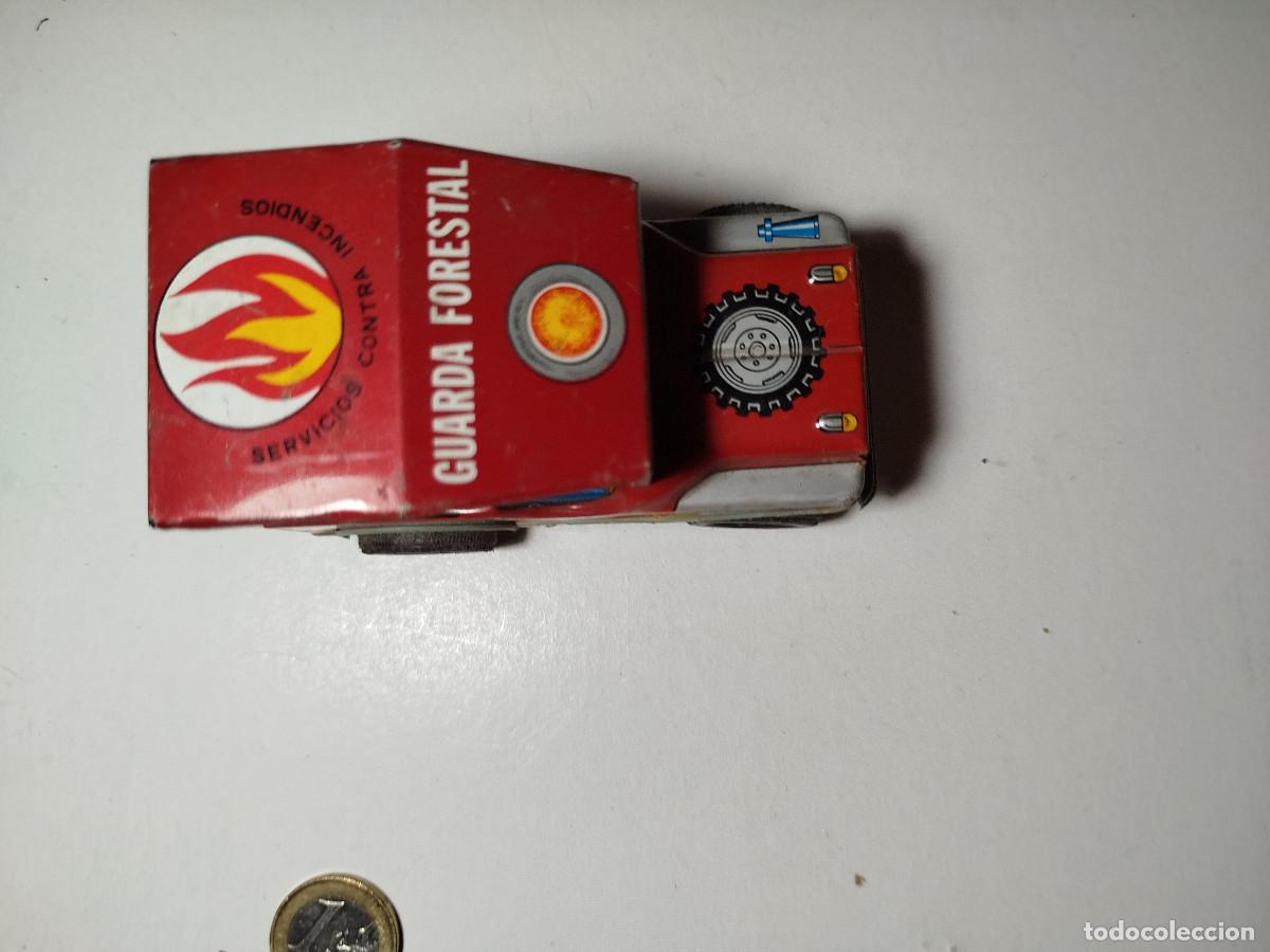 Juguetes antiguos y Juegos de colecci&oacute;n: Cochecito antiguo de lata