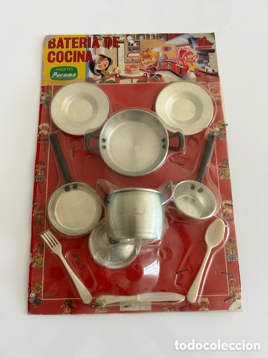 Juguetes antiguos y Juegos de colecci&oacute;n: ANTIGUA BATER&Iacute;A DE COCINA. MARCA PURAMA. BL&Iacute;STER ORIGINAL SIN ABRIR