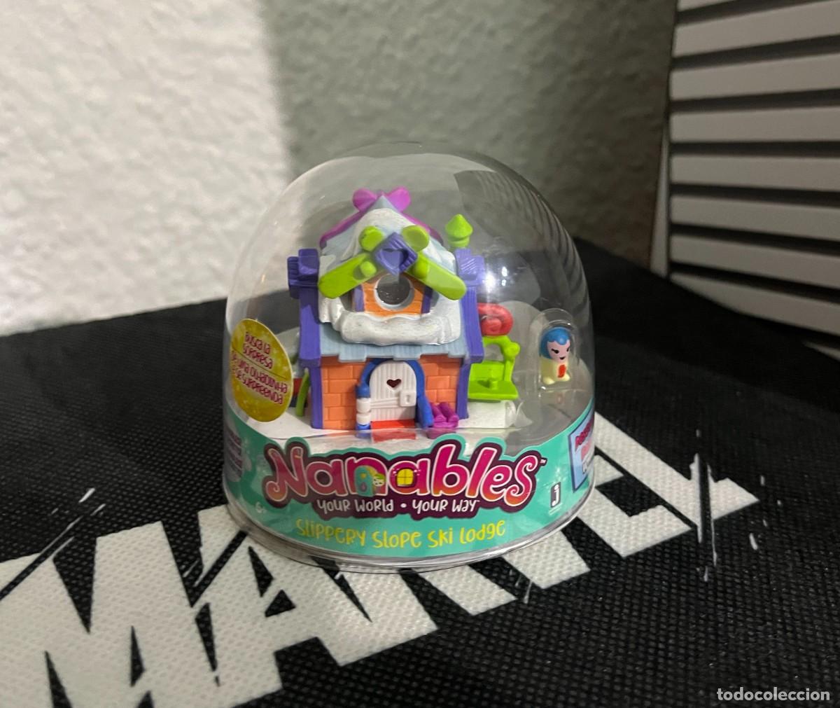 Juguetes antiguos y Juegos de colecci&oacute;n: Nanables - Slippery Slope Ski Lodge