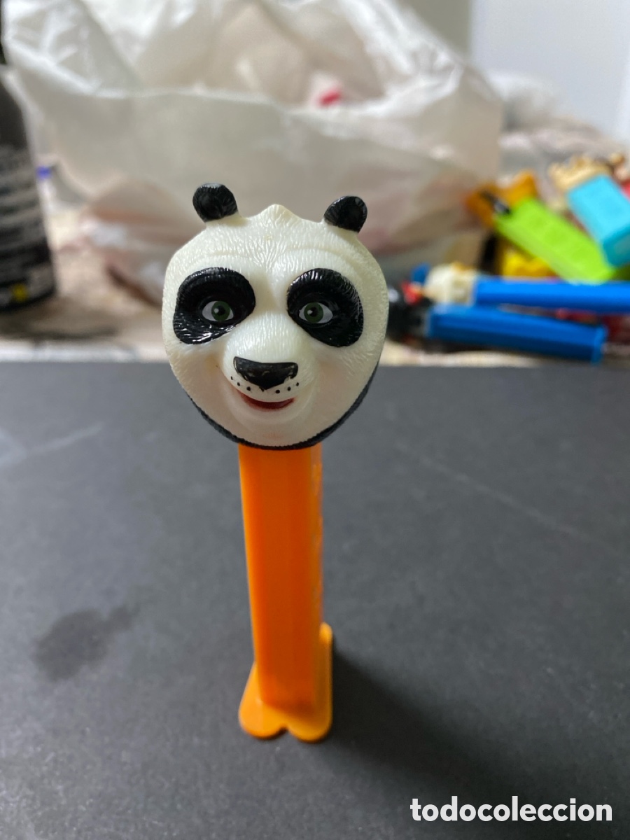 Juguetes antiguos y Juegos de colecci&oacute;n: Dispensador pez Kung-fu panda
