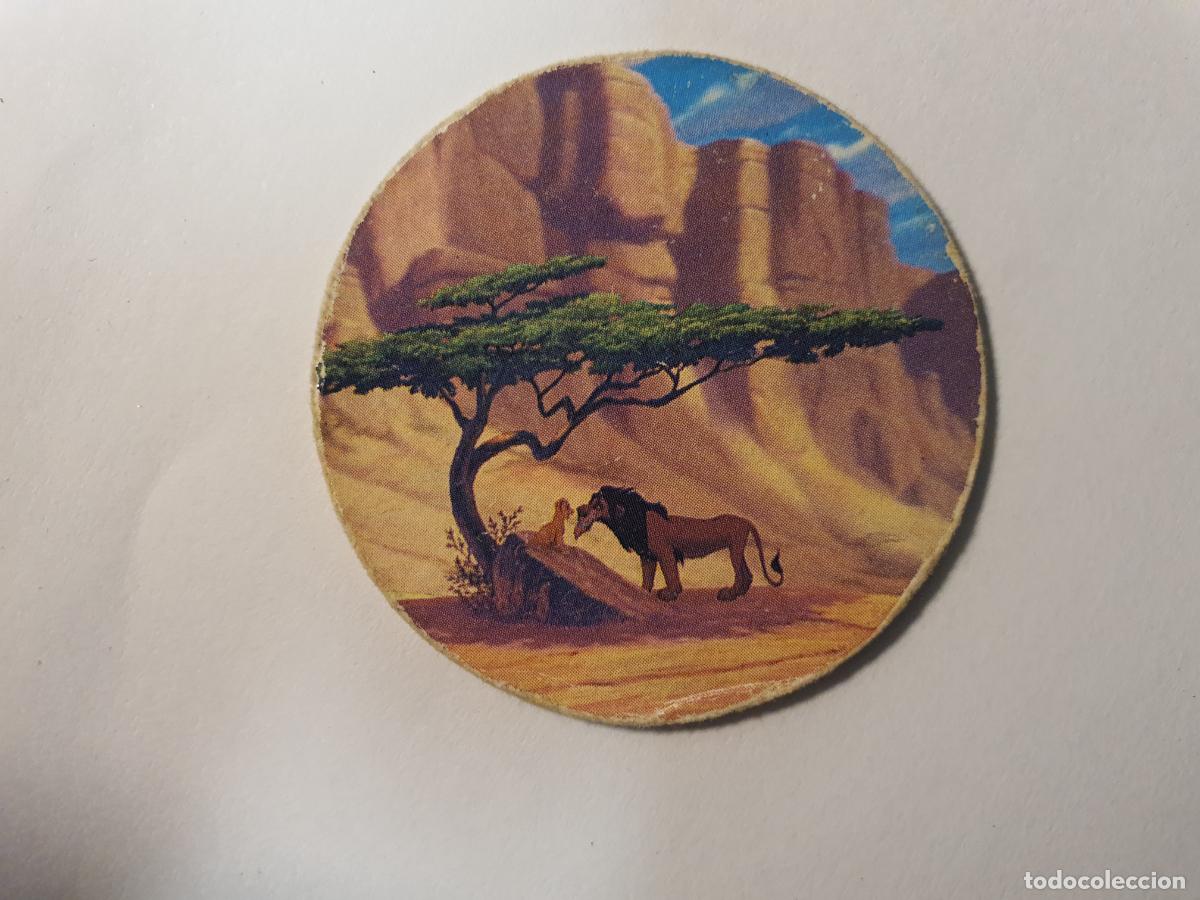 Juguetes antiguos y Juegos de colecci&oacute;n: TAZO PANINI CAPS - DISNEY EL REY LEON - TRASERA ROI LION - N&ordm; 18