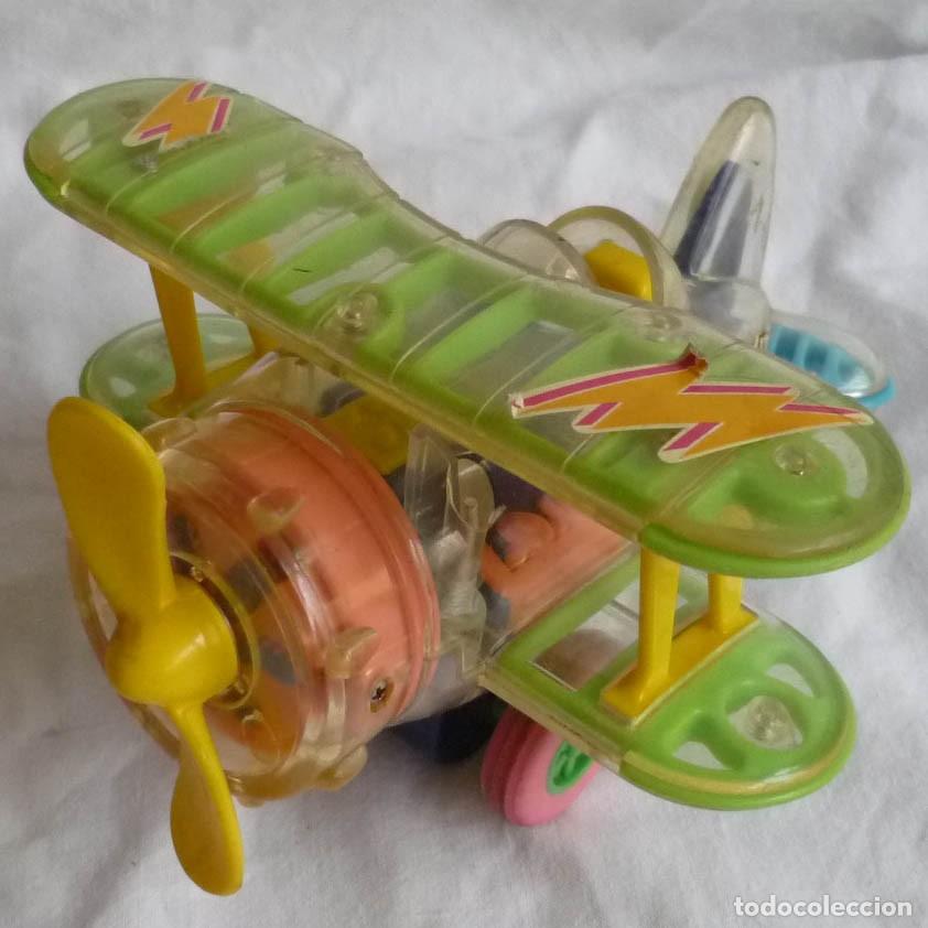 Brinquedos antigos e Jogos de cole&ccedil;&atilde;o: Avi&oacute;n de jughuete a fricci&oacute;n Sky Express funcionando, movimiento de h&eacute;lice