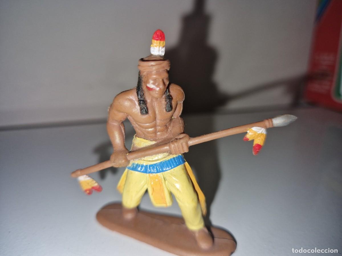 Juguetes antiguos y juegos de colecci&oacute;n: INDIO FIGURA DE GOMA DEL OESTE