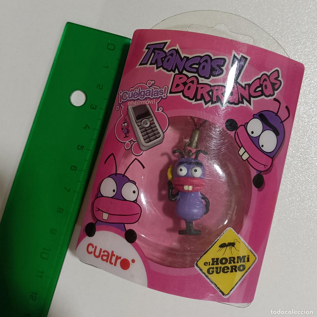 Juguetes antiguos y juegos de colecci&oacute;n: colgante figura el hormiguero mu&ntilde;eco trancas o barrancas cuatro tv en blister promocional