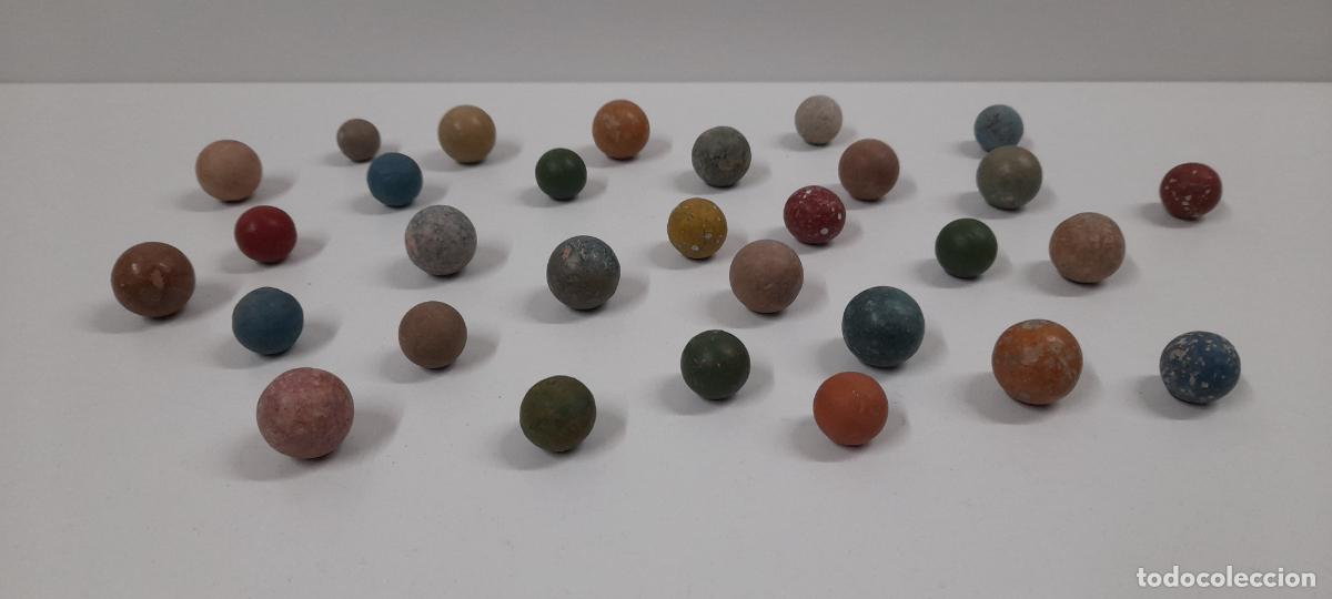 Juguetes antiguos y Juegos de colecci&oacute;n: CANICAS ANTIGUAS . 30 UNIDADES . REALIZADAS EN BARRO