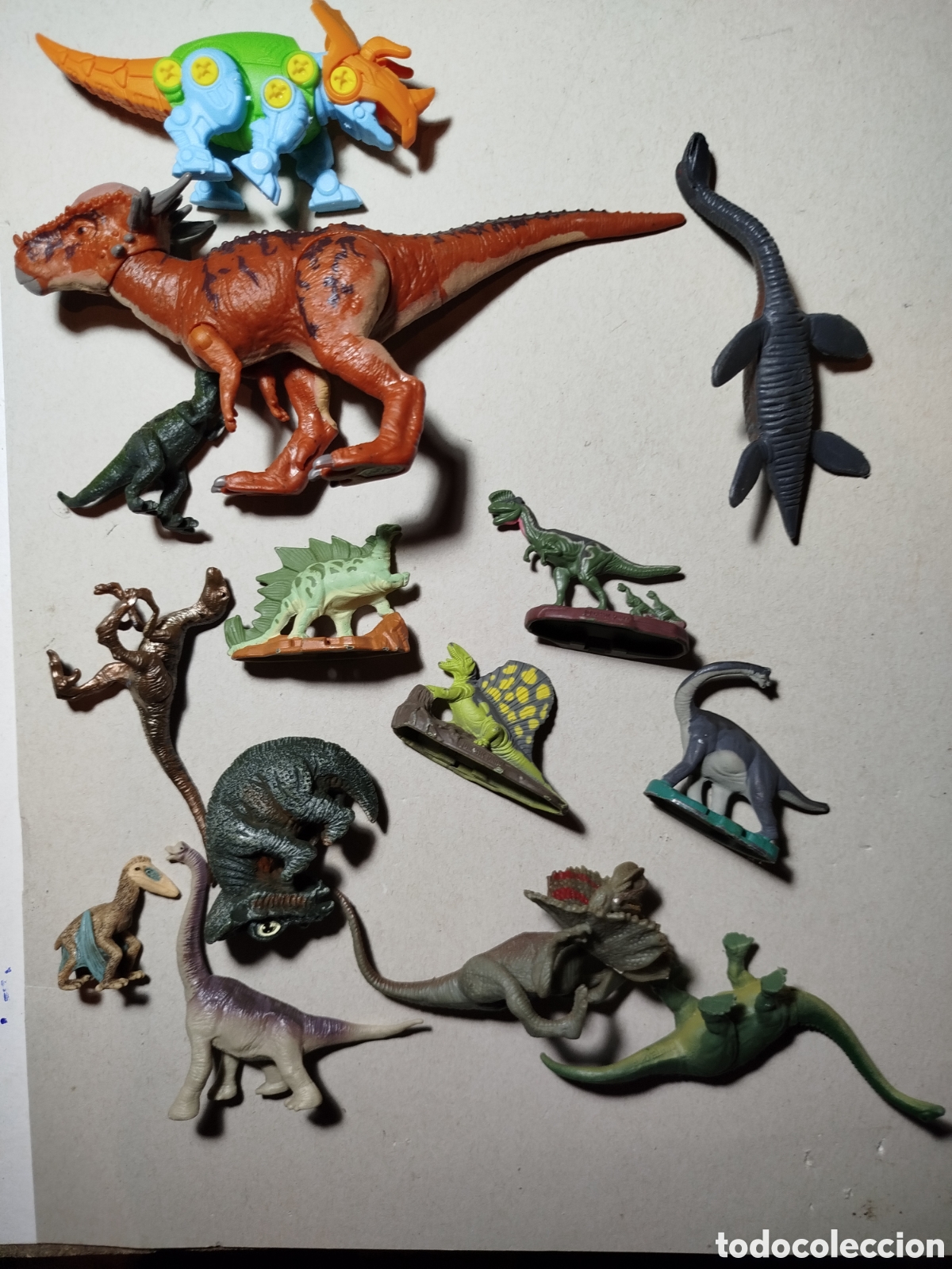Juguetes antiguos y Juegos de colecci&oacute;n: Lote dinosaurios de colecci&oacute;n