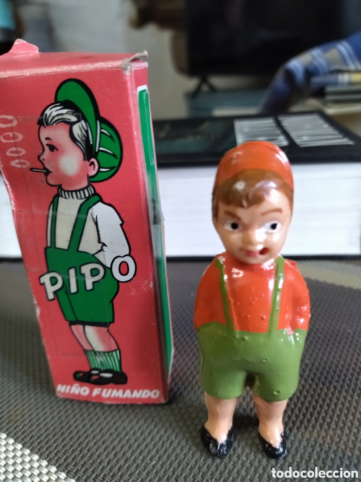Juguetes antiguos y juegos de colecci&oacute;n: Figura baquelita PIPO ni&ntilde;o fumando