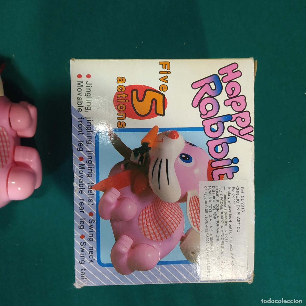 Juguetes antiguos y juegos de colecci&oacute;n: HAPPY RABBIT FIVE ACTIONS - Foto 2