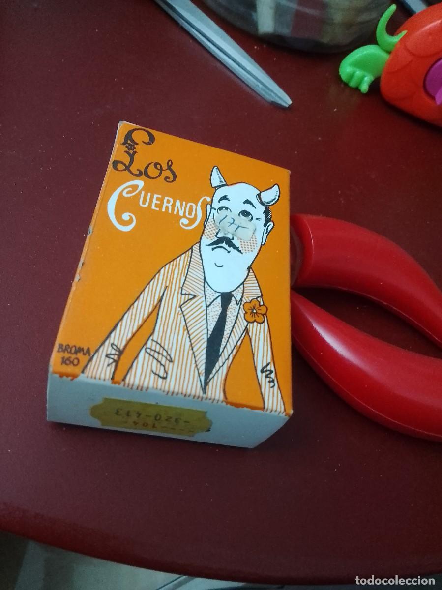 Altes Spielzeug und Spiele: Los cuernos broma a&ntilde;os 80 &uacute;nica nuevo de una vieja jugueteria