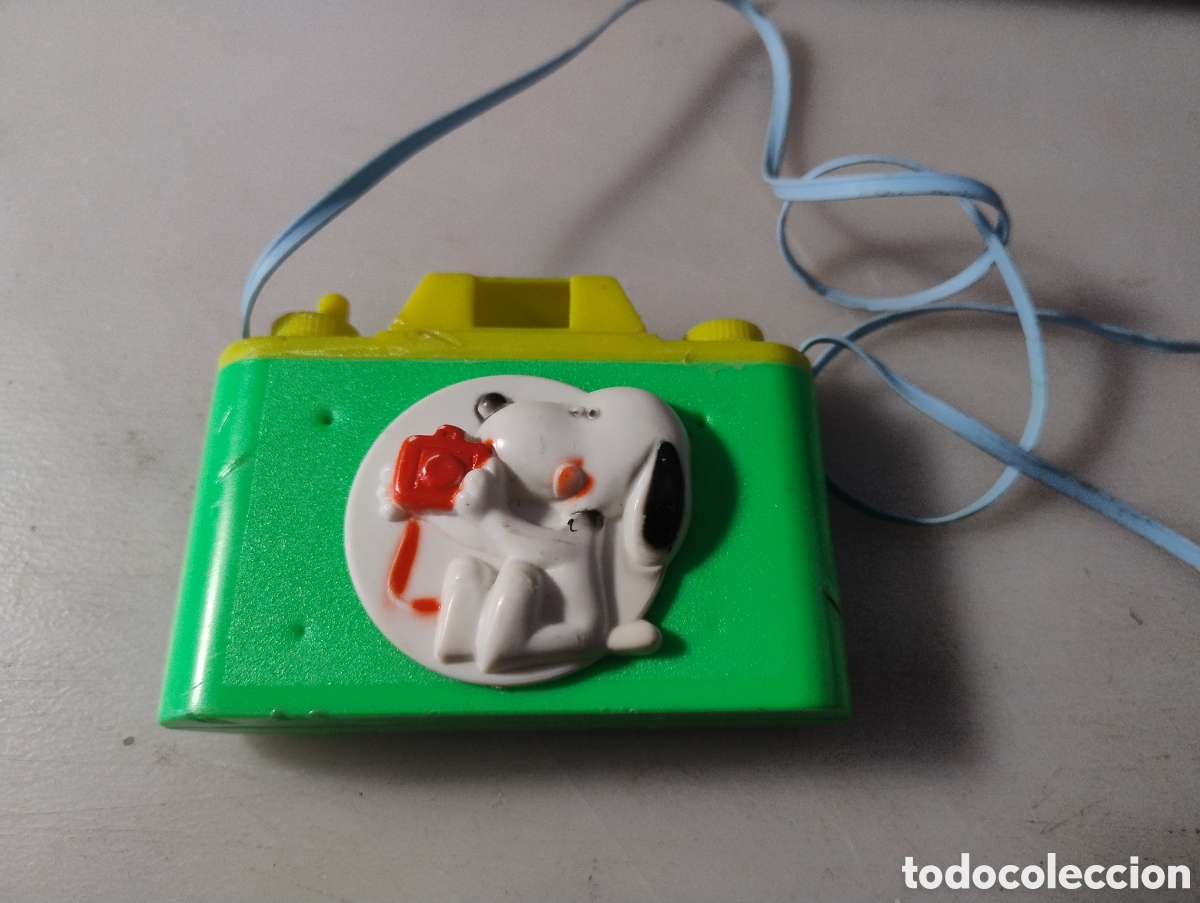Juguetes antiguos y Juegos de colecci&oacute;n: Camara de fotos de juguete con Snoopy. Pita. A&ntilde;os 80. Posiblemente Maybro.