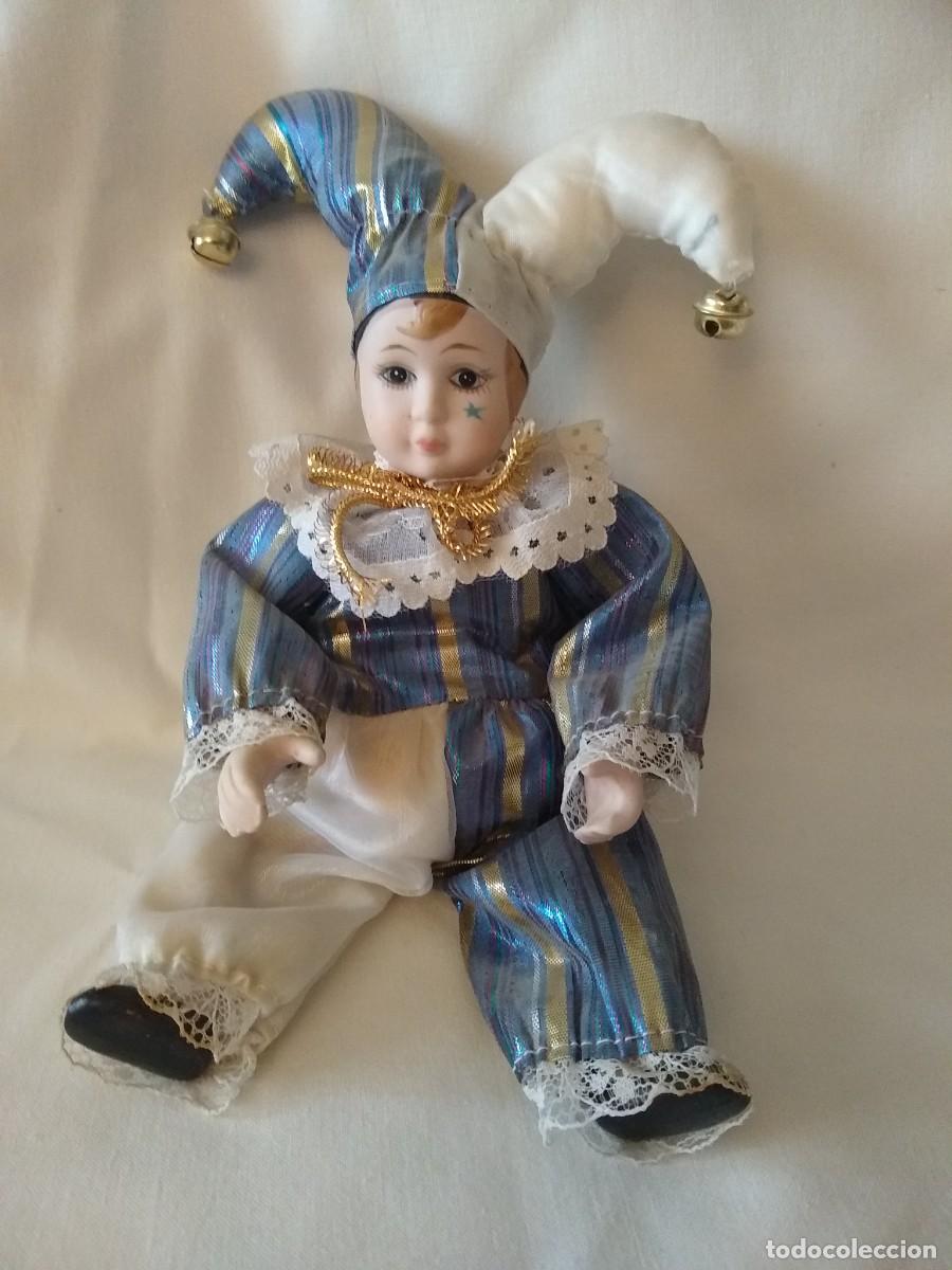 Juguetes antiguos y juegos de colecci&oacute;n: Mu&ntilde;eco arlequ&iacute;n de porcelana