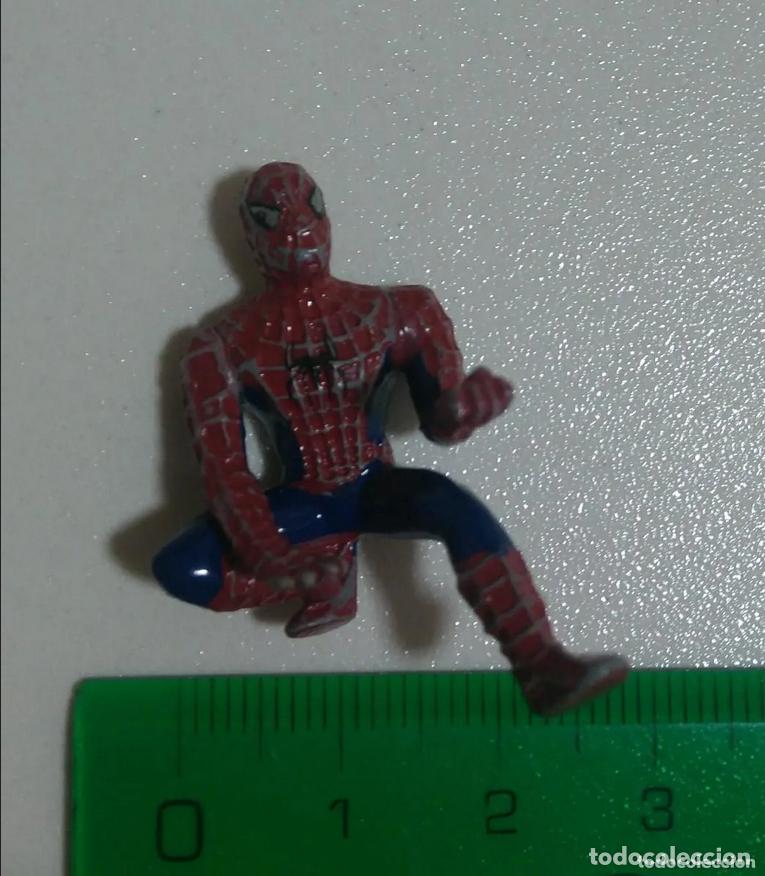 Juguetes antiguos y juegos de colecci&oacute;n: dolci preziosi mu&ntilde;equito mu&ntilde;eco figura miniatura mini figurita spiderman spider man d huevo sorpresa