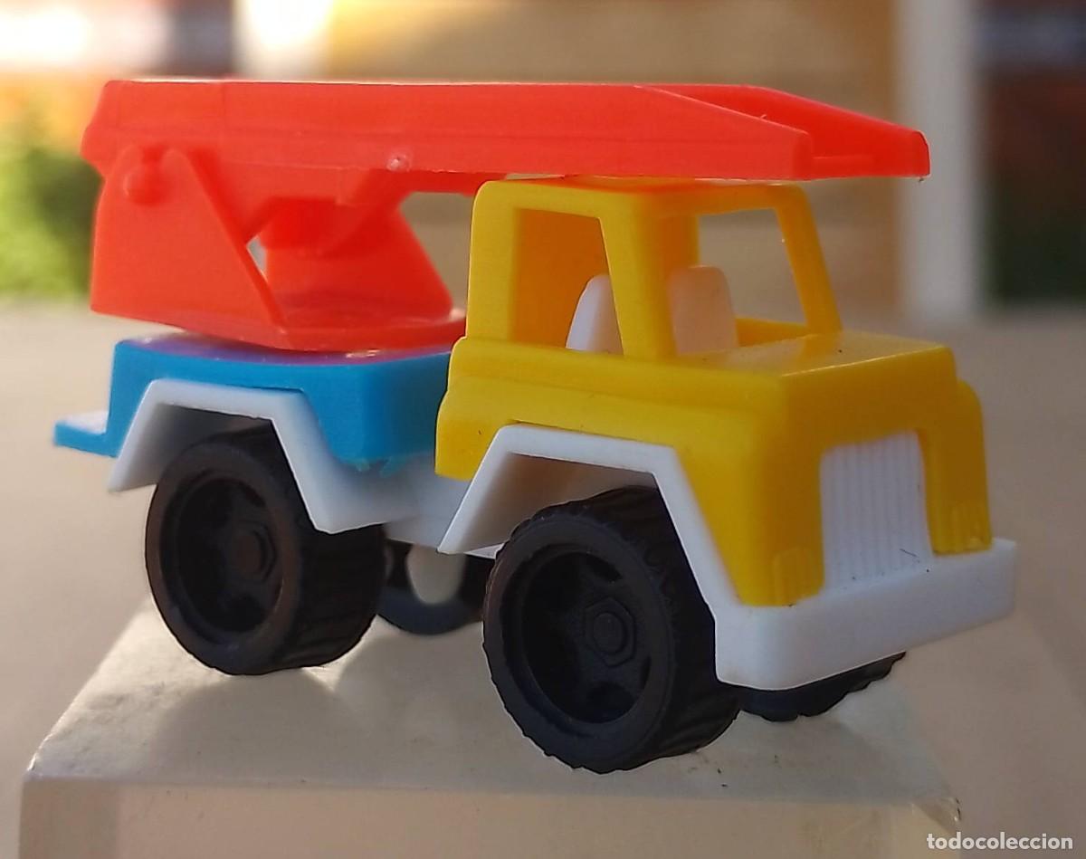 Juguetes antiguos y Juegos de colecci&oacute;n: Phoskitos, Veh&iacute;culo Colecci&oacute;n Monstruos de Acero de Ayer, Hoy y Ma&ntilde;ana