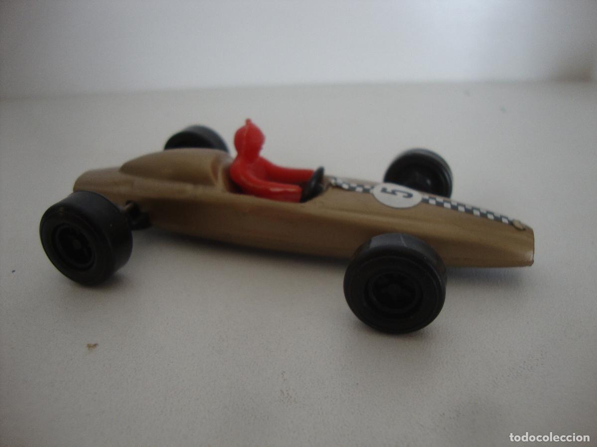 Juguetes antiguos y Juegos de colecci&oacute;n: COCHE PLASTICO FERRARI FORMULA 1
