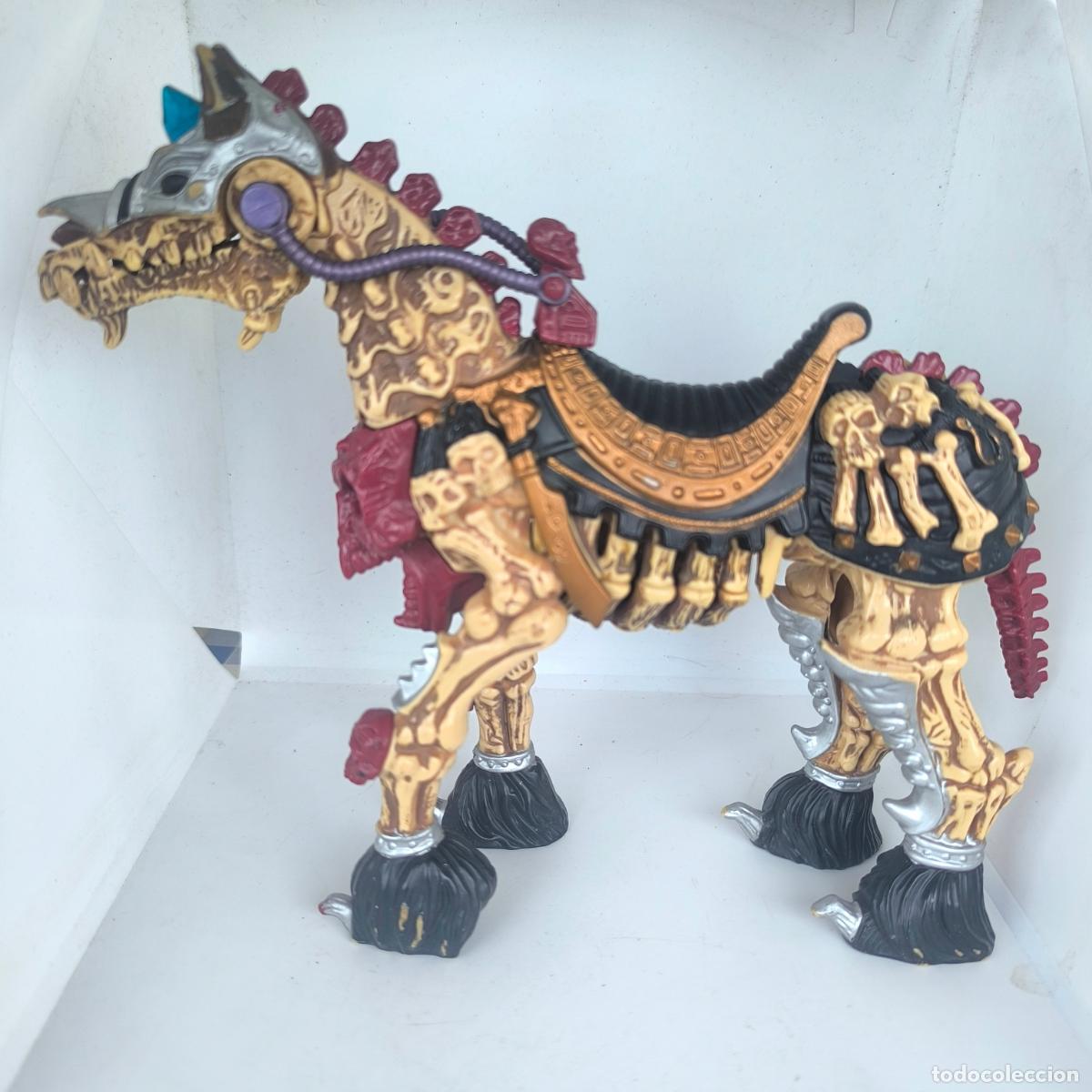 Juguetes antiguos y juegos de colecci&oacute;n: Figura Caballo esqueleto Skeleton Legion Warhorse Playmates 1994