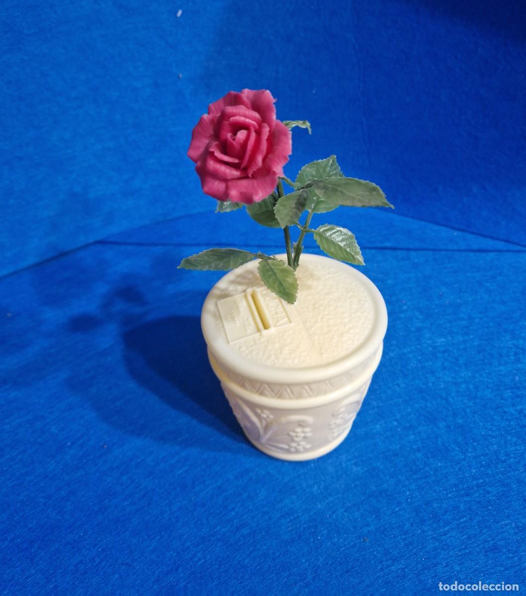 Juguetes antiguos y Juegos de colecci&oacute;n: HUCHA CON FORMA DE TIESTO CON FLORES A&Ntilde;OS 60-70