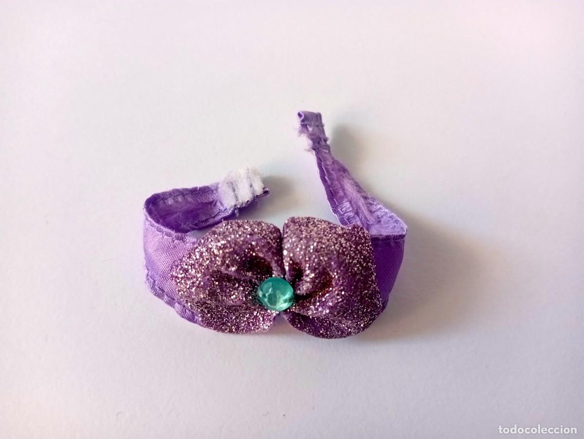 Juguetes antiguos y juegos de colecci&oacute;n: PRENDA PARA MU&Ntilde;ECA: TOP LILA CON LAZO Y DIAMANTE